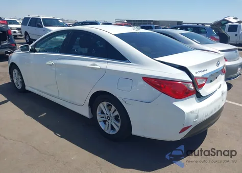 2014 Hyundai Sonata Gls z USA, uszkodzony, nr VIN 5NPEB4AC7EH816357